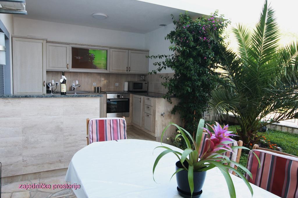 Montelux Apartments Μπούντβα Δωμάτιο φωτογραφία