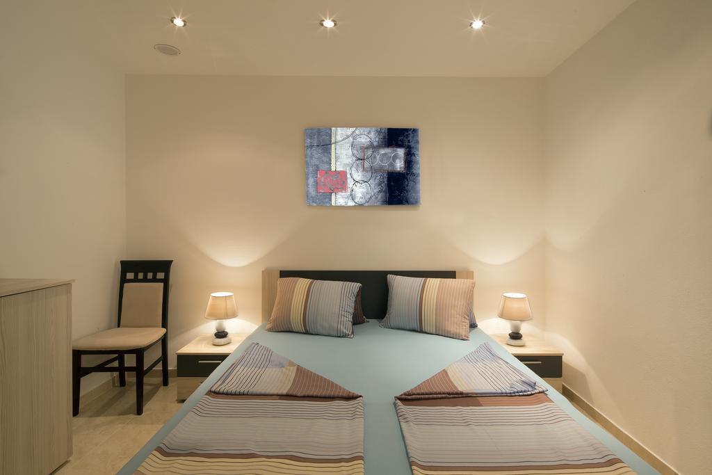 Montelux Apartments Μπούντβα Δωμάτιο φωτογραφία