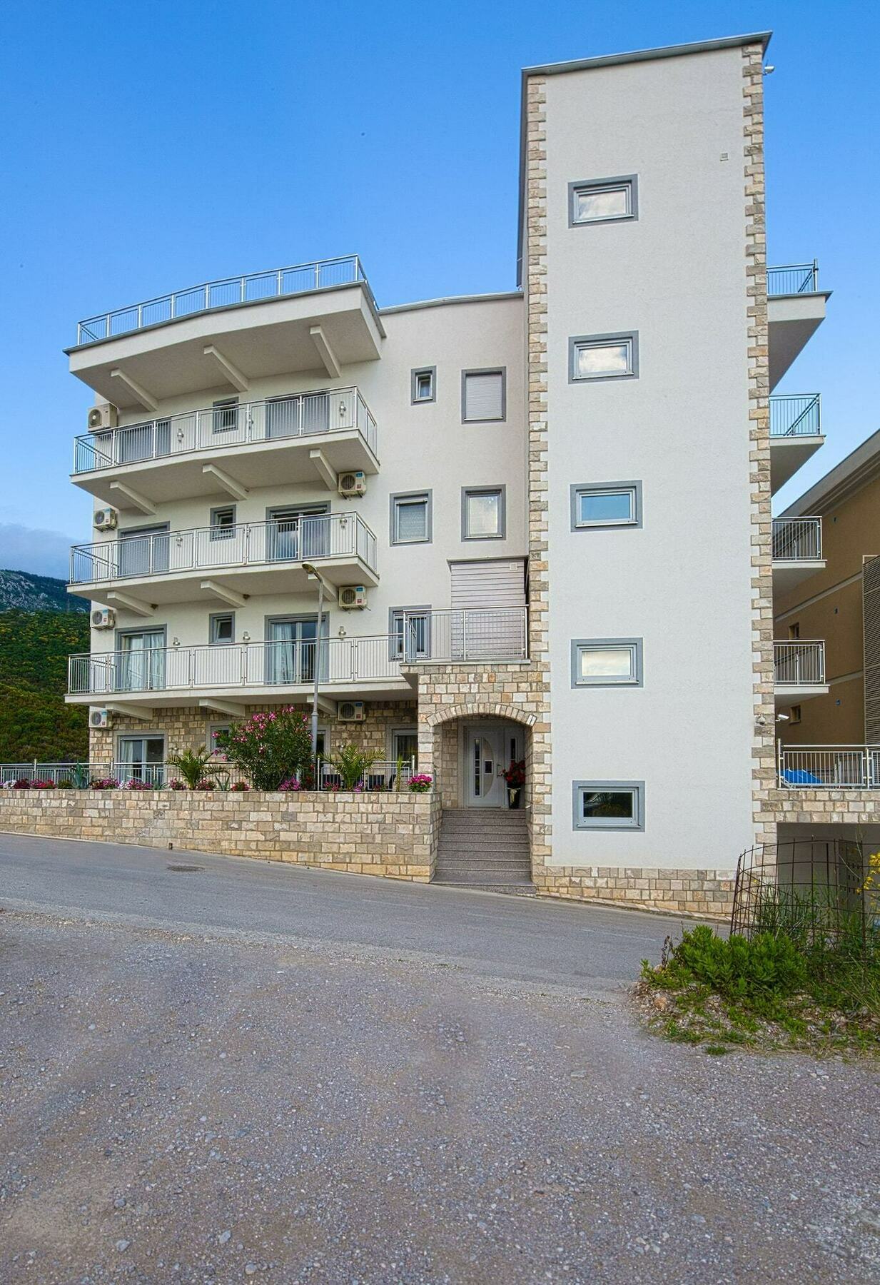 Montelux Apartments Μπούντβα Εξωτερικό φωτογραφία
